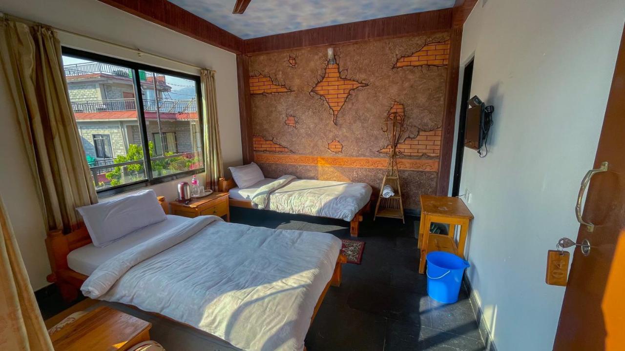 Hotel Hakoniwa Pokhara Buitenkant foto