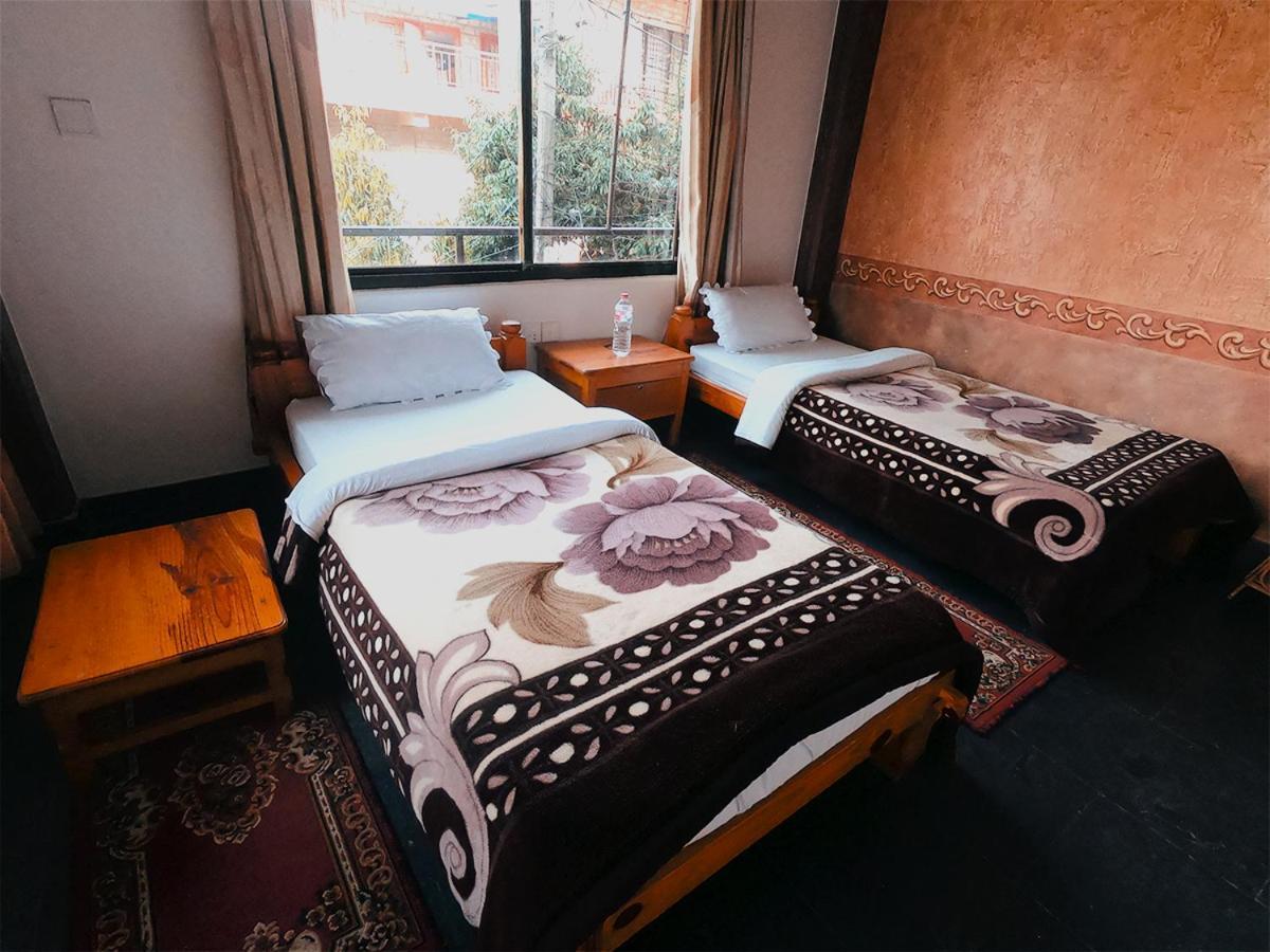 Hotel Hakoniwa Pokhara Buitenkant foto