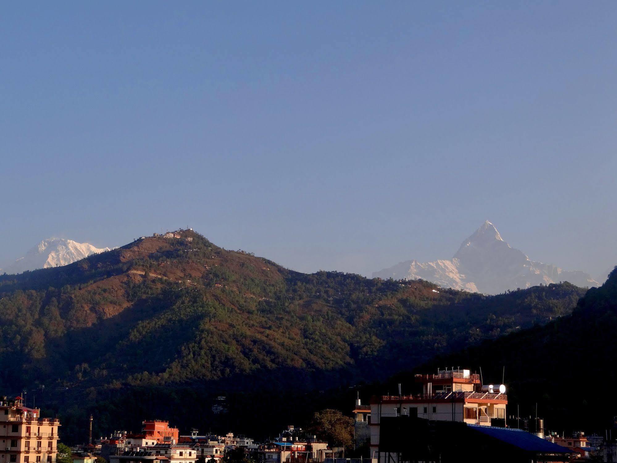 Hotel Hakoniwa Pokhara Buitenkant foto