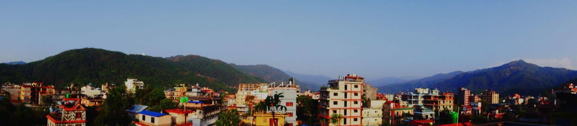 Hotel Hakoniwa Pokhara Buitenkant foto
