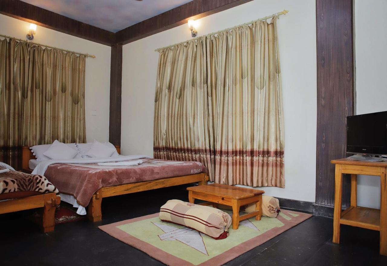 Hotel Hakoniwa Pokhara Buitenkant foto