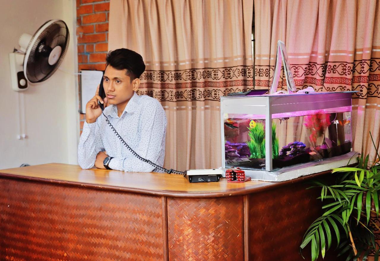 Hotel Hakoniwa Pokhara Buitenkant foto